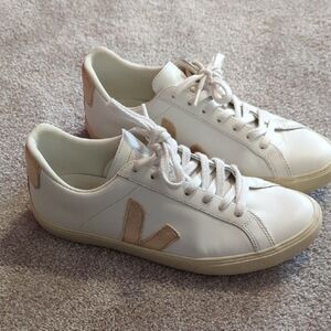 Veja Women's White and Tan Sneakers